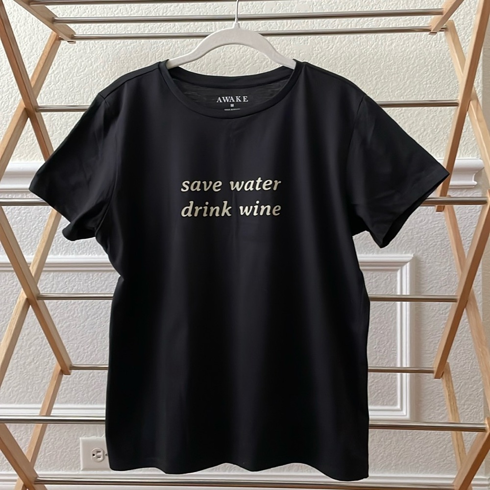 NEW Black t-shirt